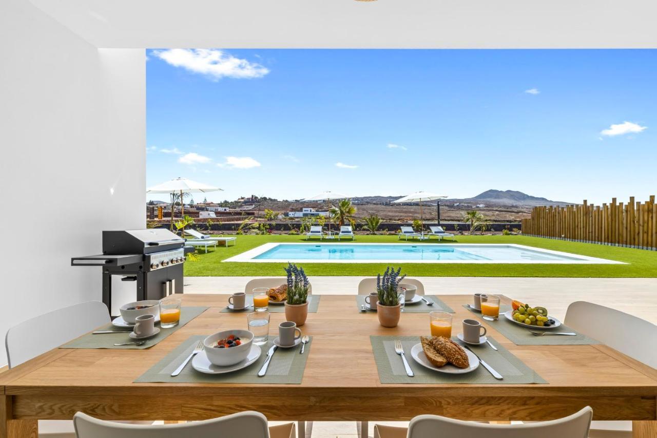 Villa Ayala Villaverde  Exteriör bild